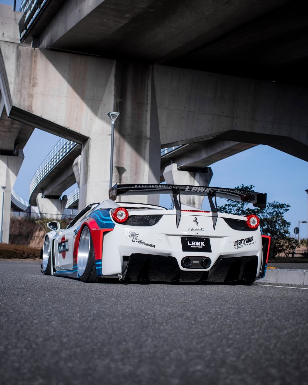 Ferrari 458 Spider by Liberty Walk(1)