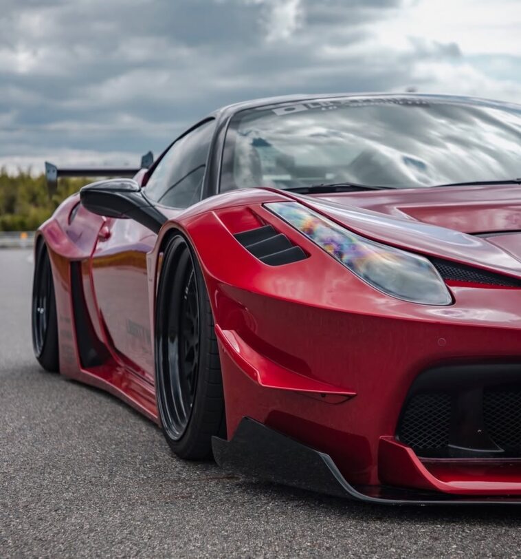 Ferrari 458 by Liberty Walk (6)