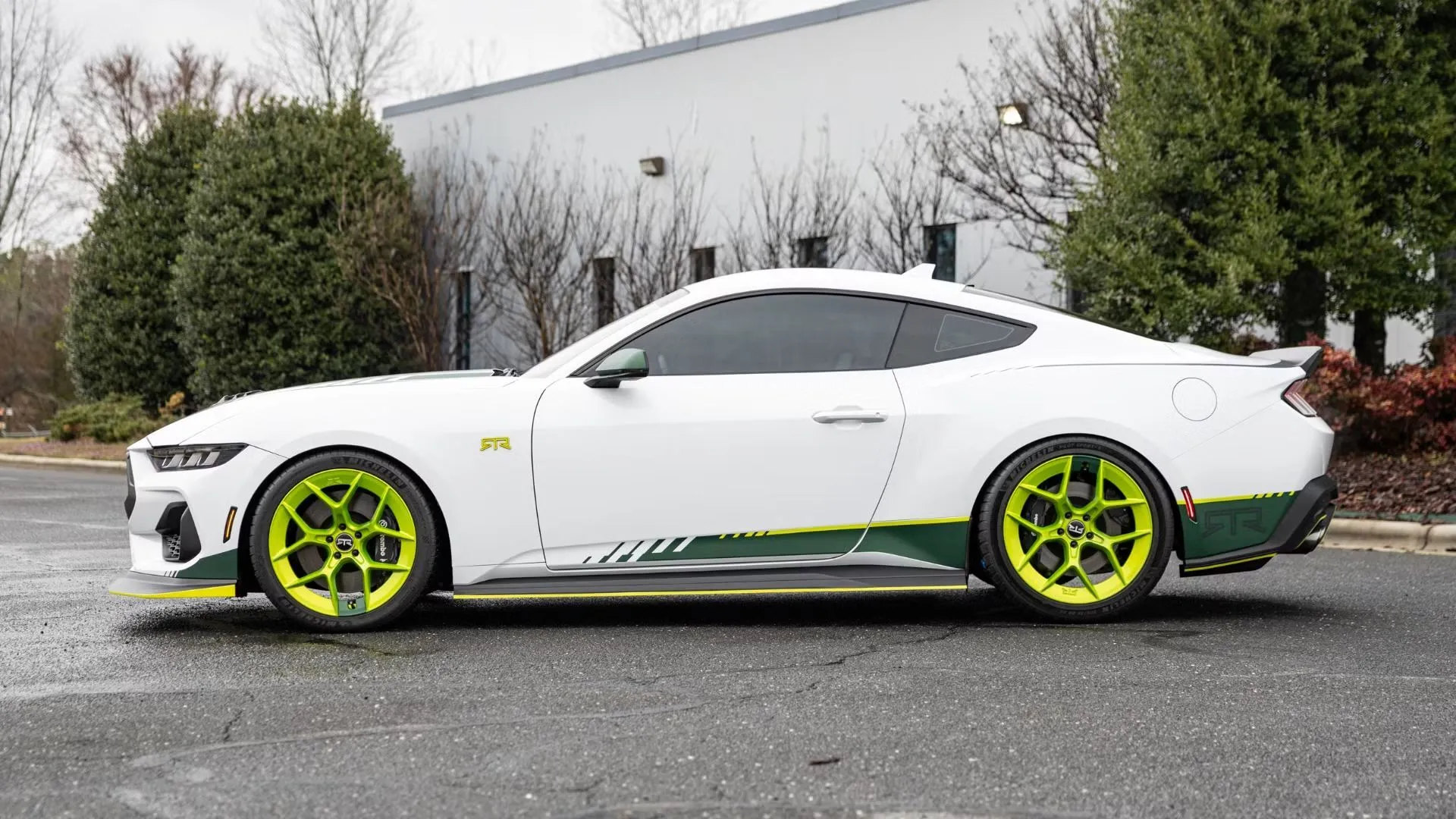 Ford Mustang Signature by RTR (2)